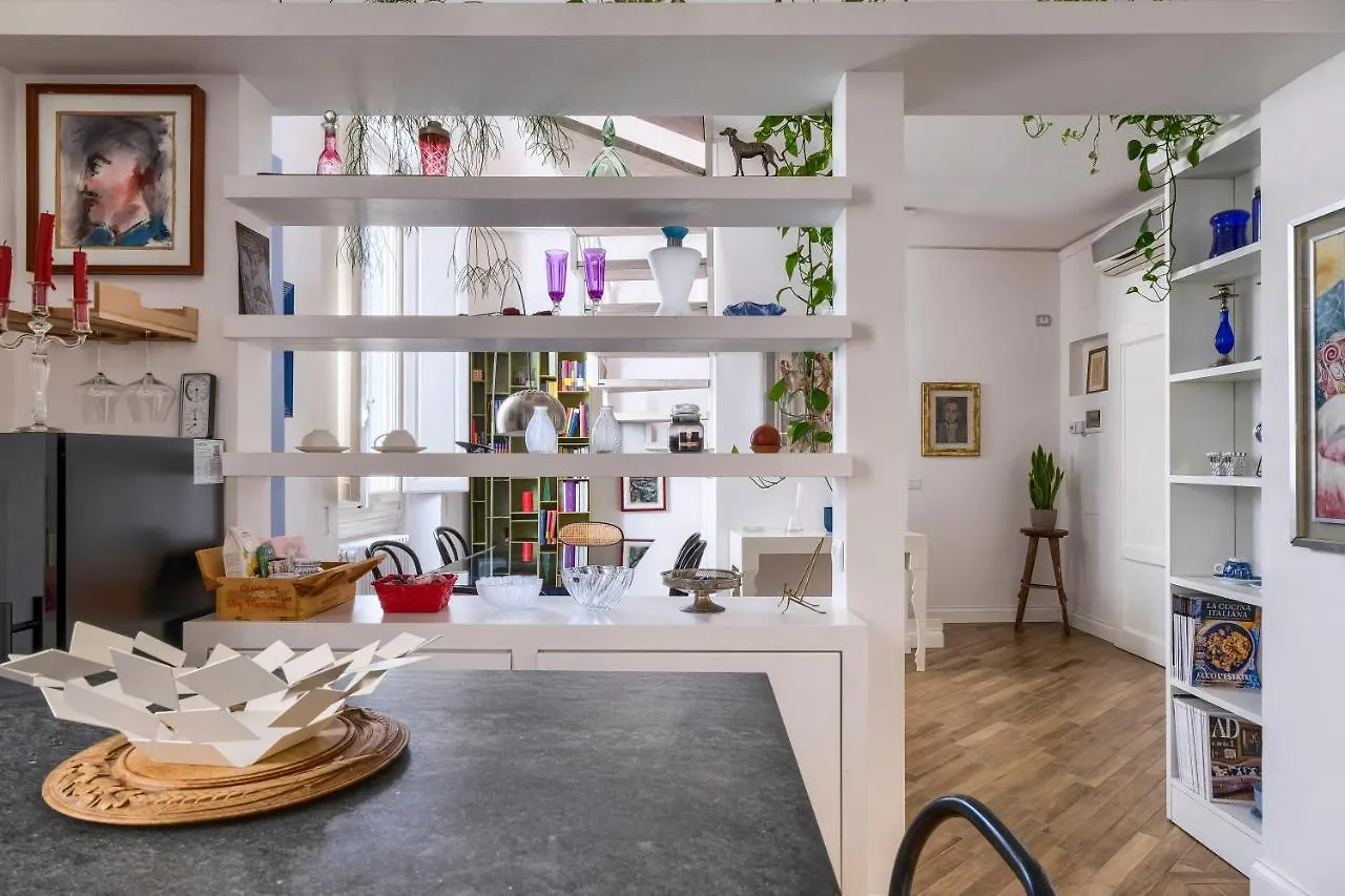 Pitti Design Apartment Florence Italy