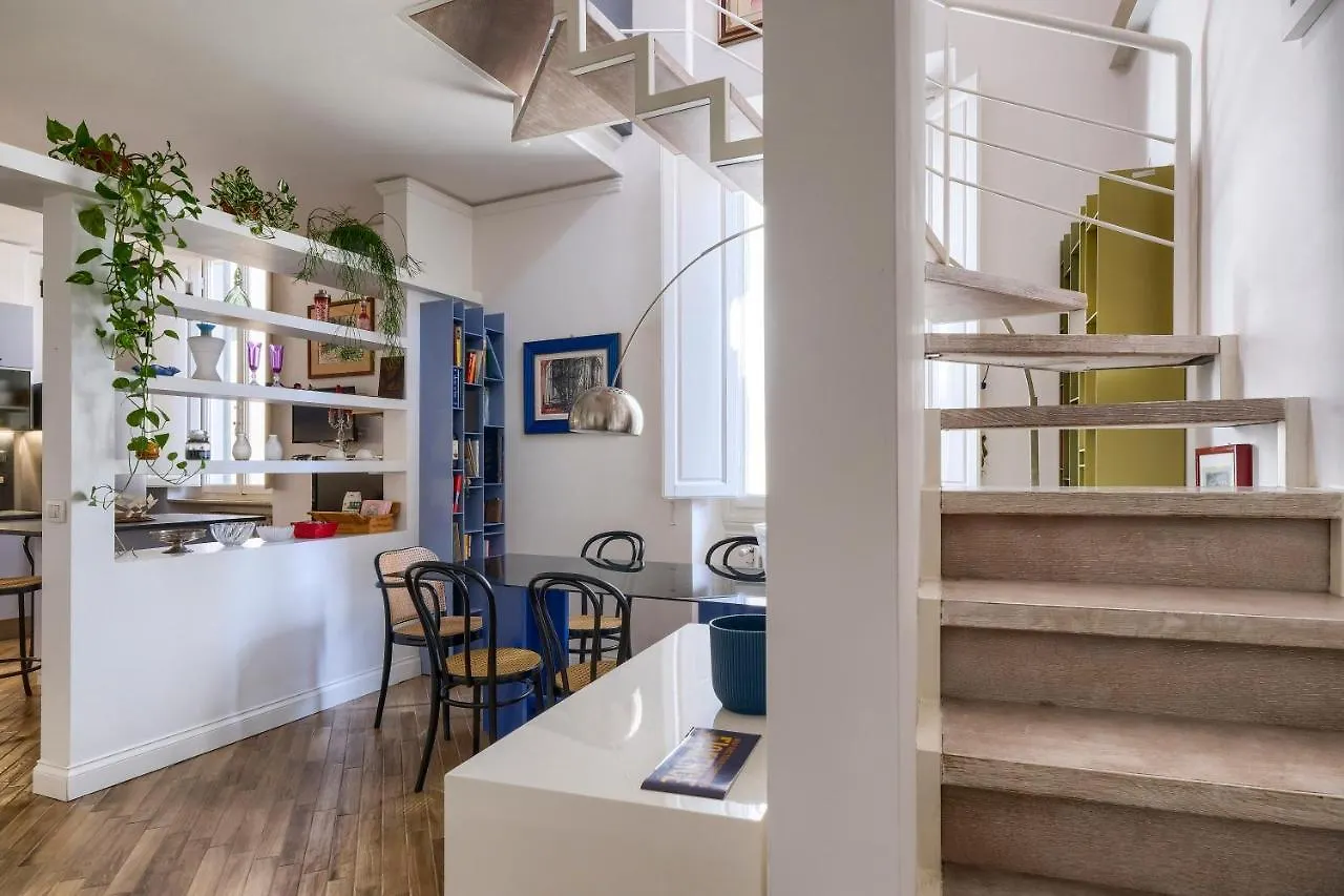 Pitti Design Apartment Florence