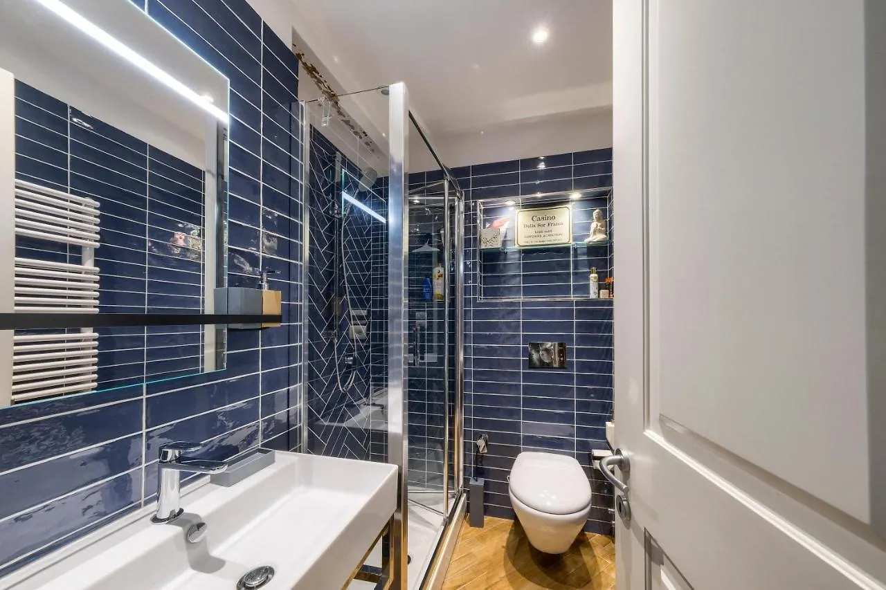 Pitti Design Apartment Florence 0*,