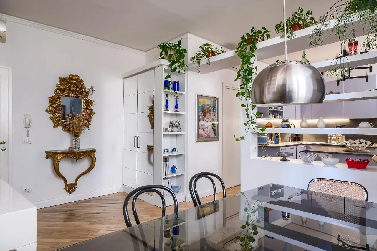 Pitti Design Apartment Florence 0*,
